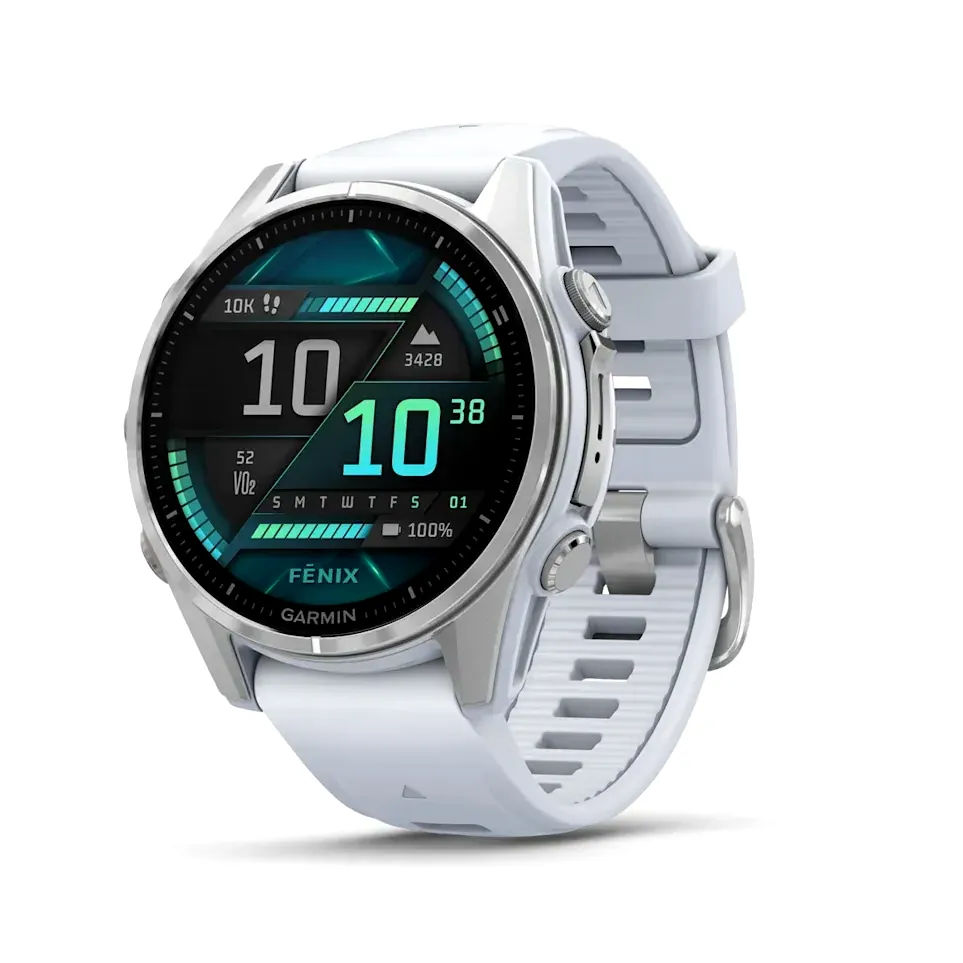 Garmin Fenix 8, 43 мм, AMOLED, серебристый корпус, белый ремешок, фото 1 из 7