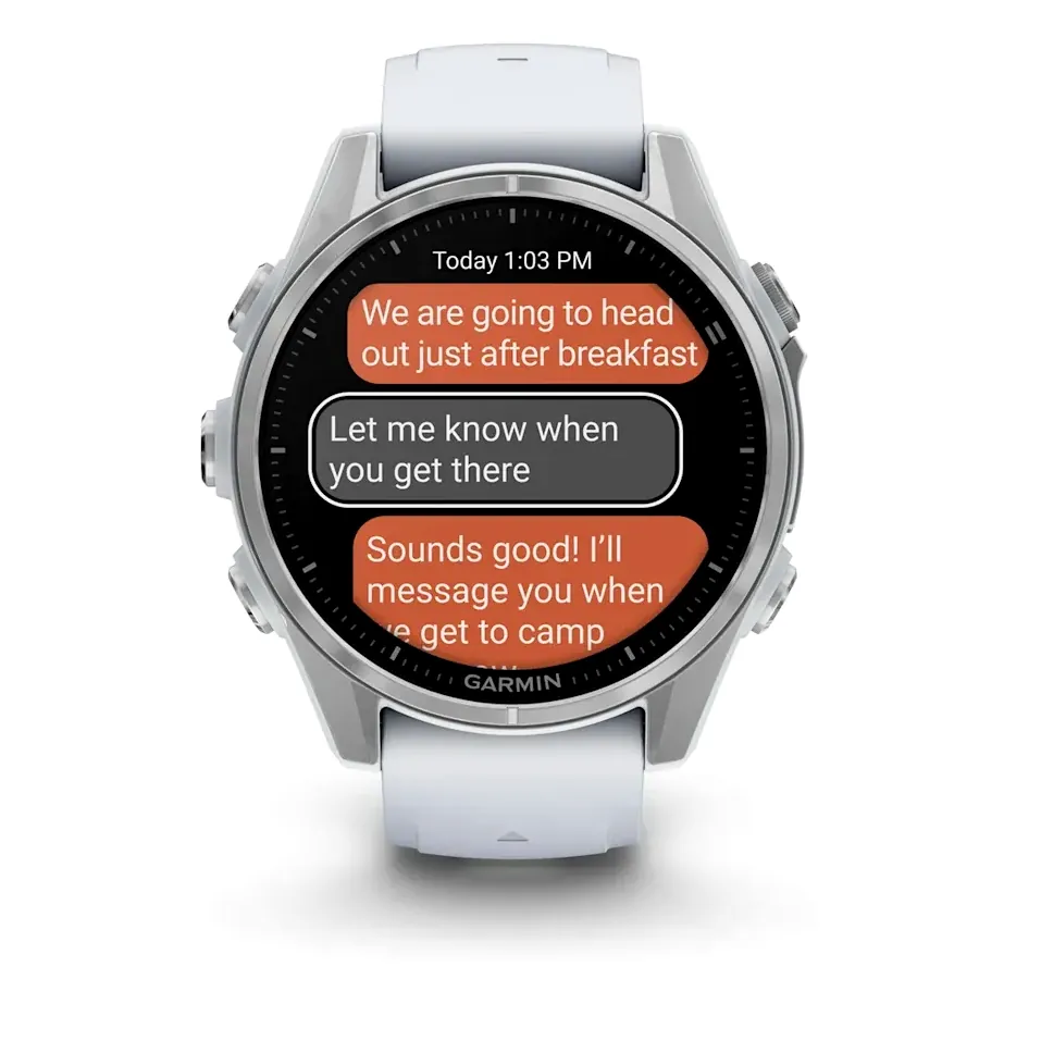 Garmin Fenix 8, 43 мм, AMOLED, серебристый корпус, белый ремешок, фото 2 из 7