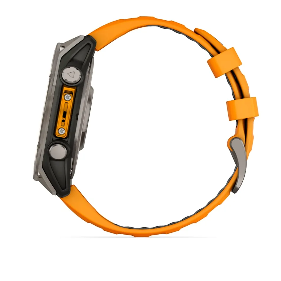 Garmin Fenix 8, 47 мм, AMOLED, Sapphire, Titanium, светло-серый, оранжевый силиконовый ремешок, фото 6 из 7