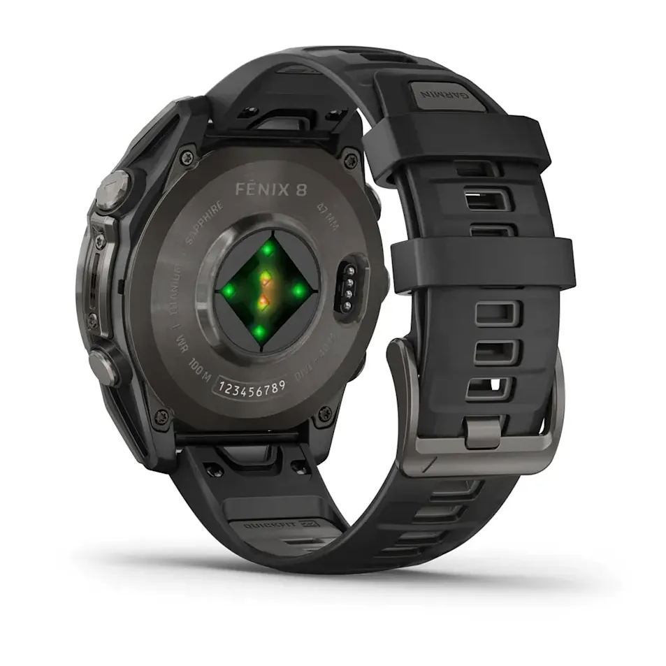 Garmin Fenix 8, 47 мм, AMOLED, Sapphire, угольно-черный DLC, пепельно-черный силиконовый ремешок, фото 5 из 5