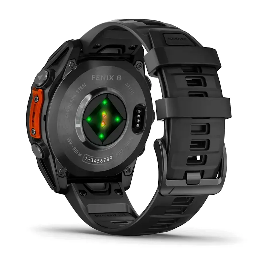 Garmin Fenix 8, 47 мм, AMOLED, серый, черный силиконовый ремешок, фото 5 из 7