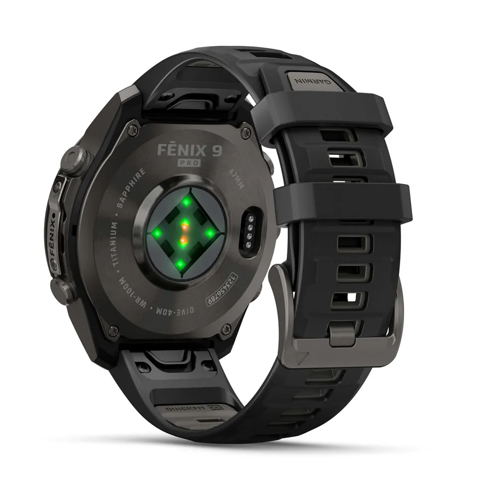 Garmin Fenix 9 Pro, 47 мм, титановый, угольно-серый DLC, черно-серый силиконовый ремешок, фото 3 из 7