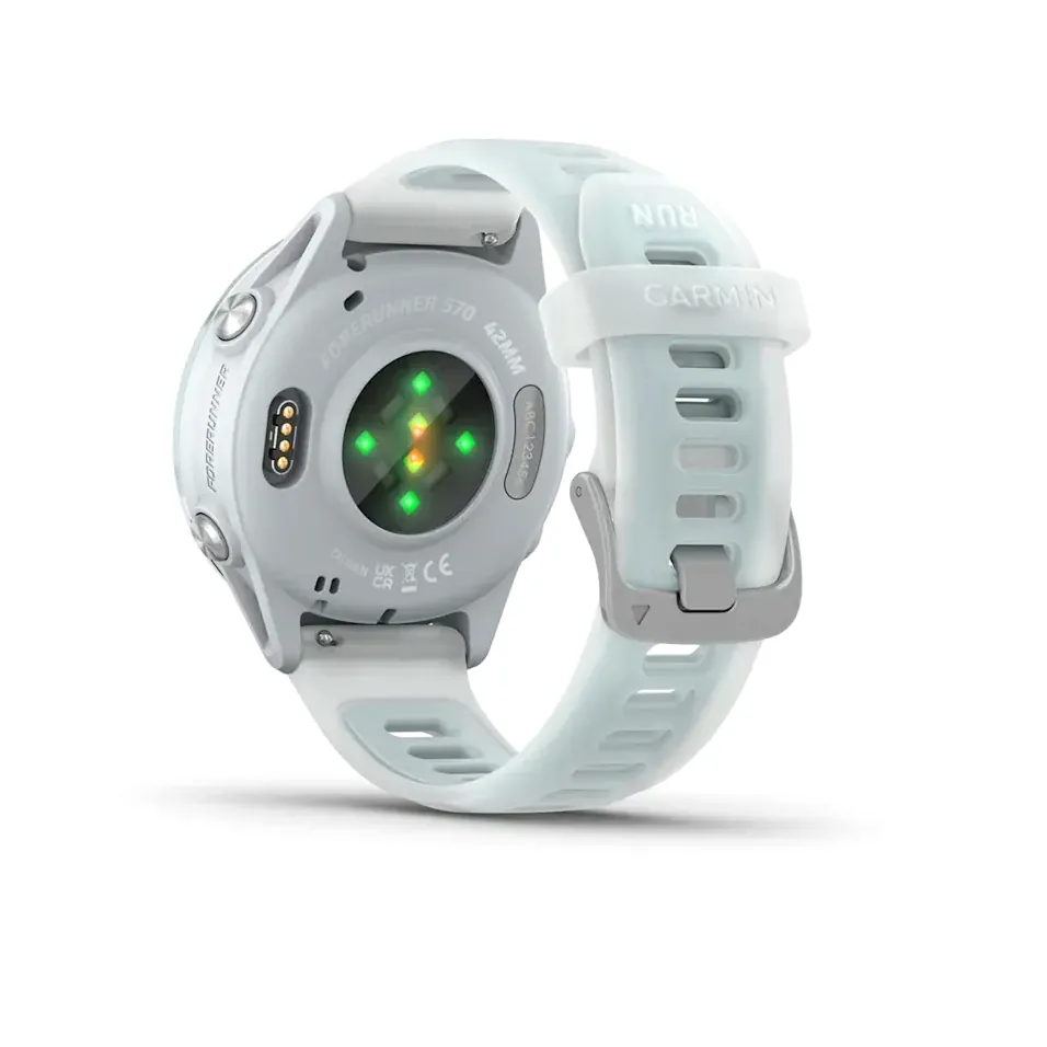 Garmin Forerunner 570, 42 мм, светло-серый, алюминиевый безель, облачно-голубой ремешок, фото 2 из 6